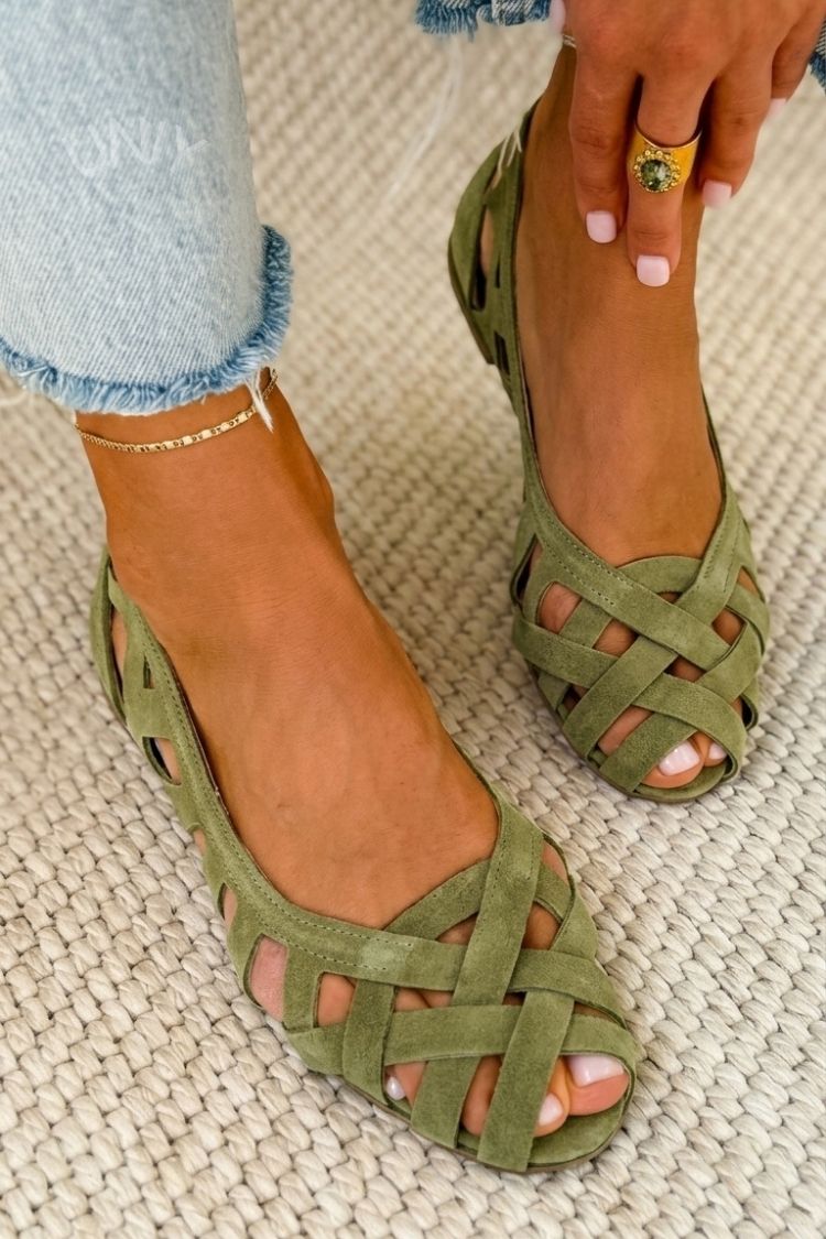 Darsy - Cross Straps Sandals