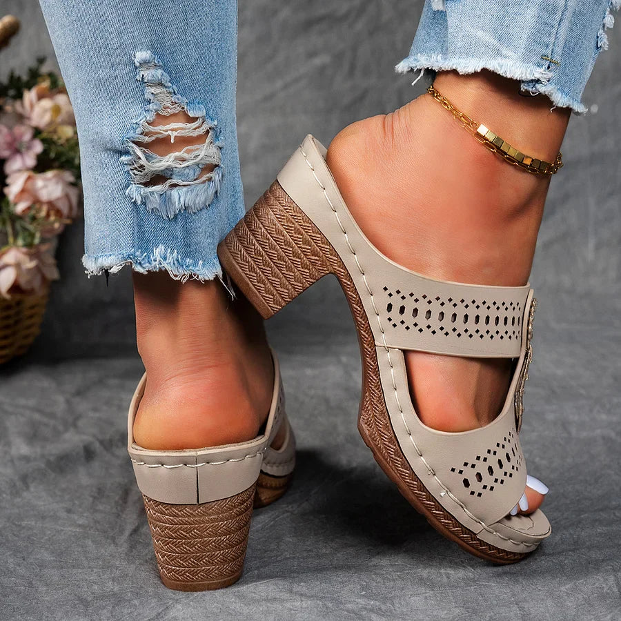Nicoleta - Orthopedic Sandal With Zircon