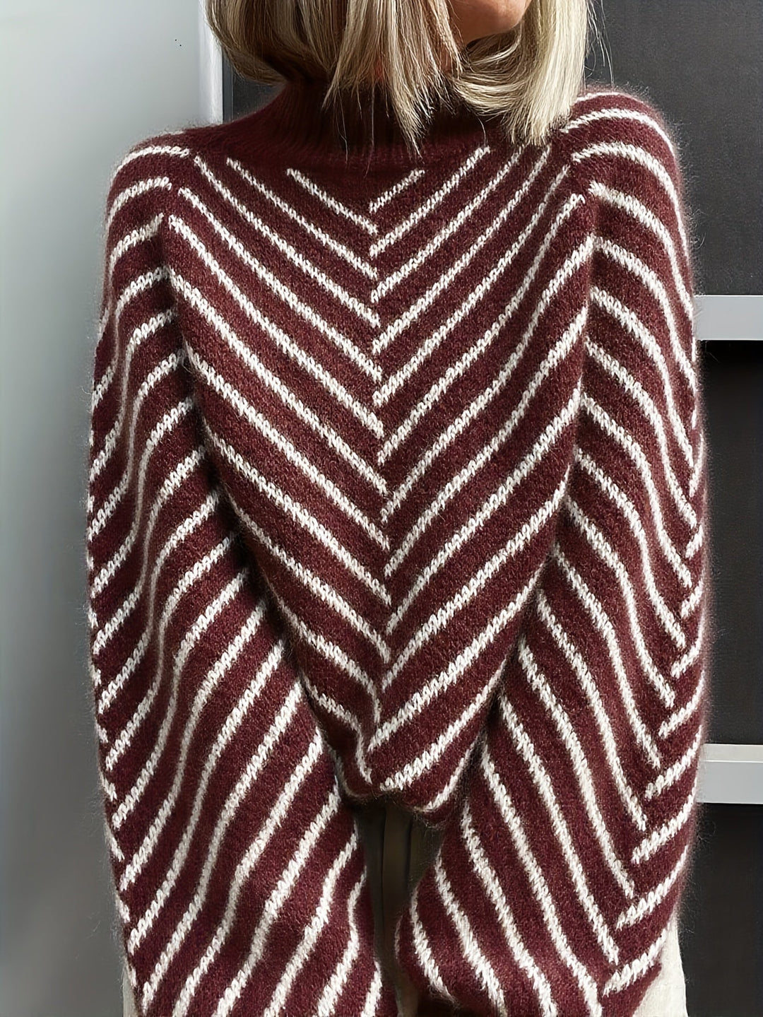 Klarysa - Casual Long Sleeve Knitted Sweater