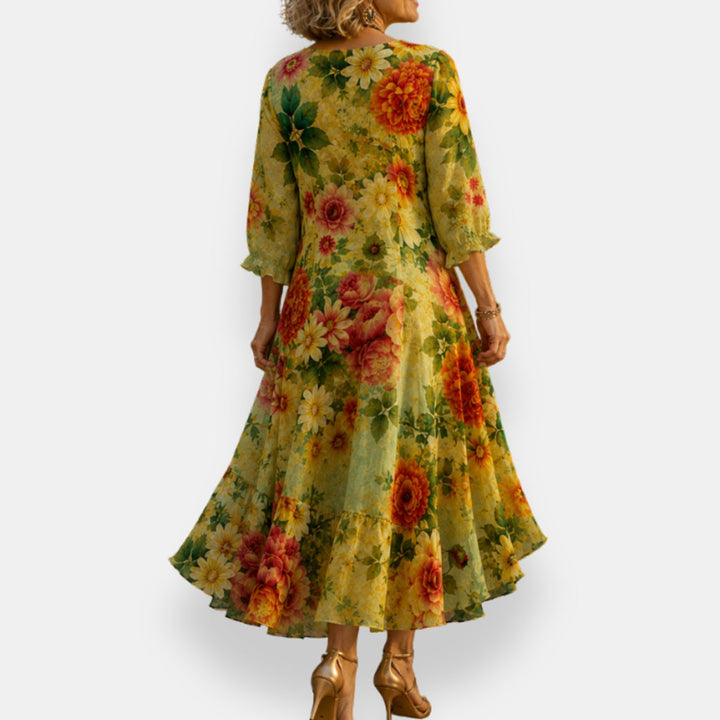 Emila - Flowy Floral Dress With V-neck