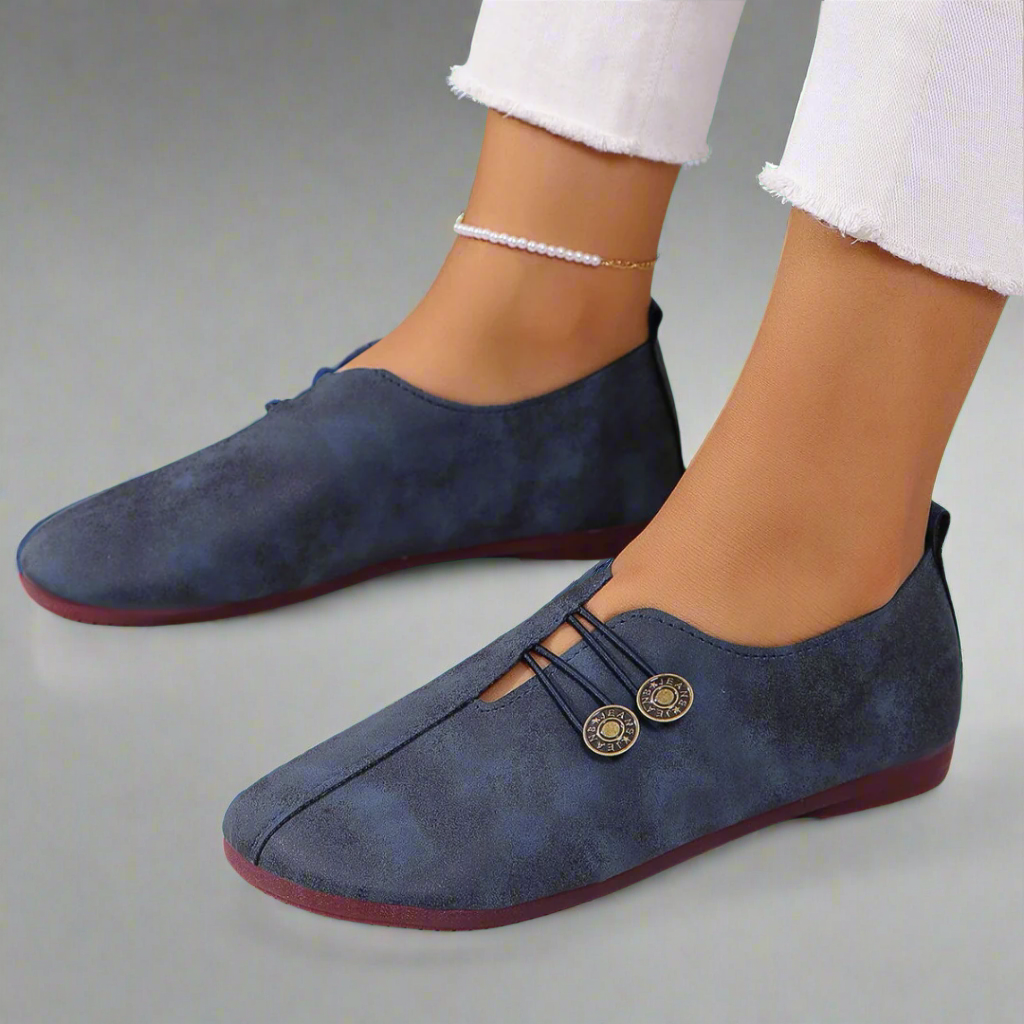 Lindora – Timeless Slip-On Sandals