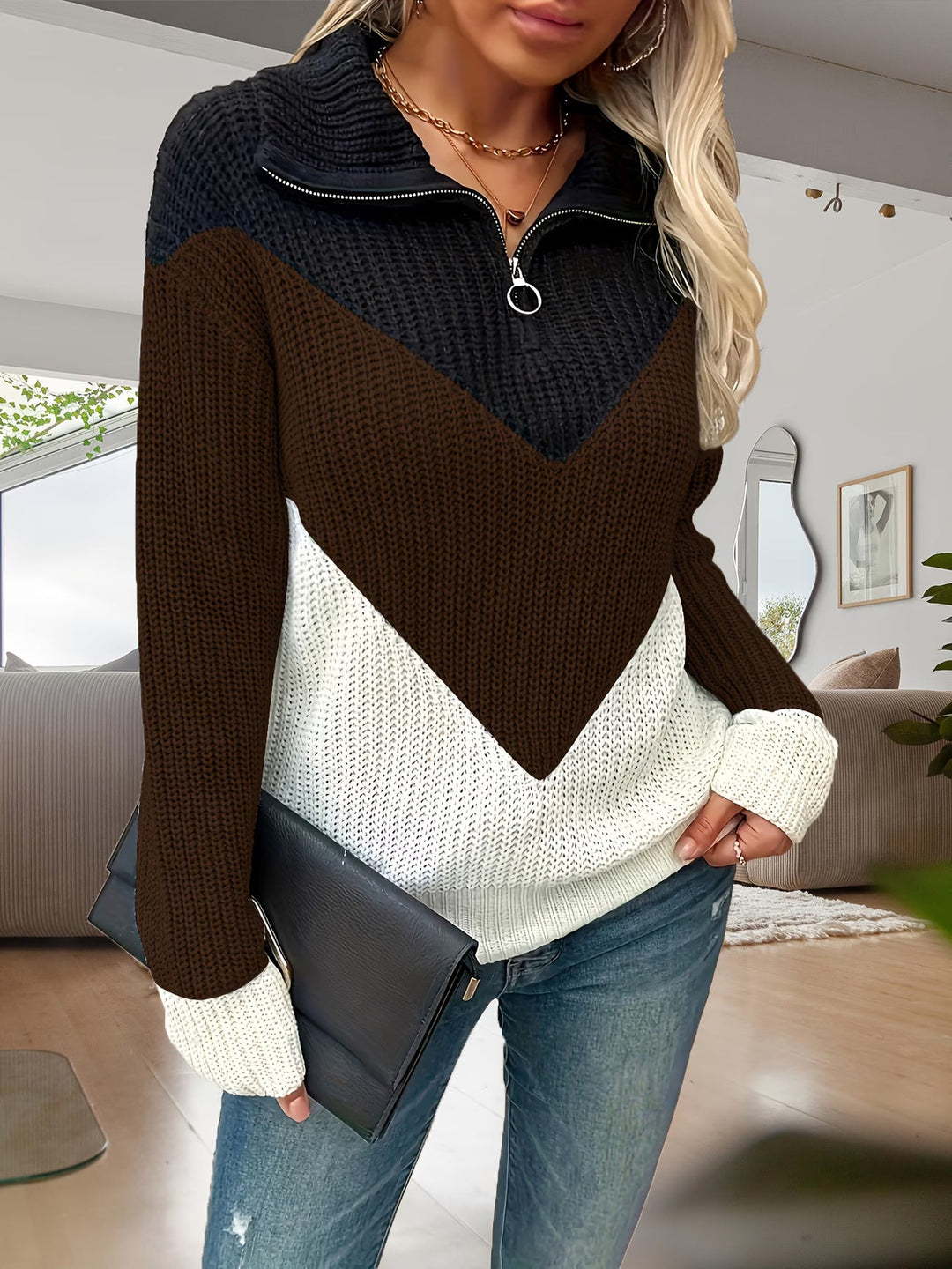 Vala - Elegant Knitted Sweater with Half Zip