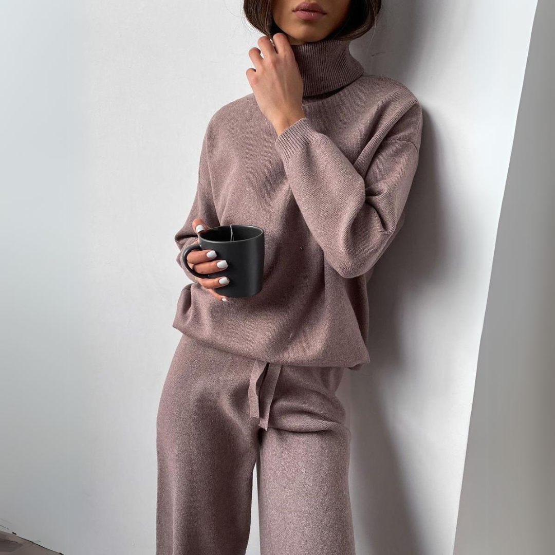 Brugman - Stylish Two Piece Set With Turtleneck