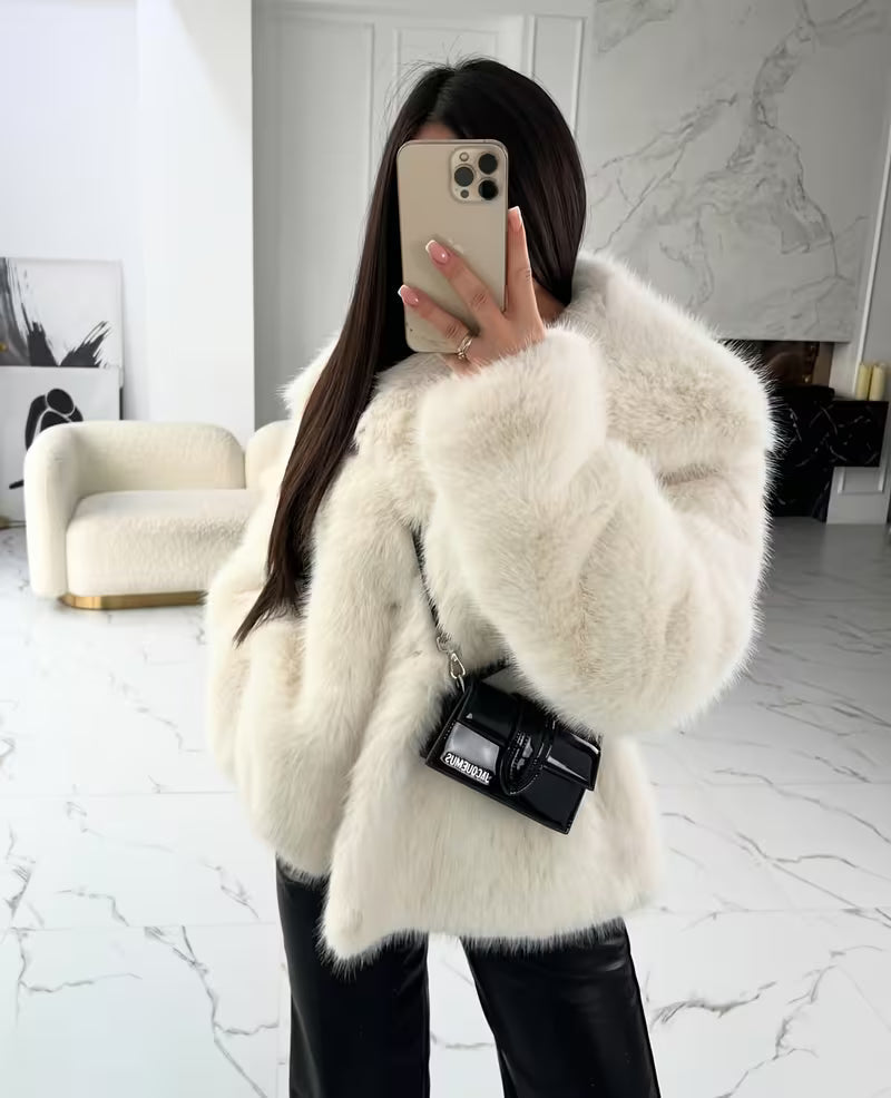 Jovalica - Faux Fur Oversized Long Sleeve Jacket
