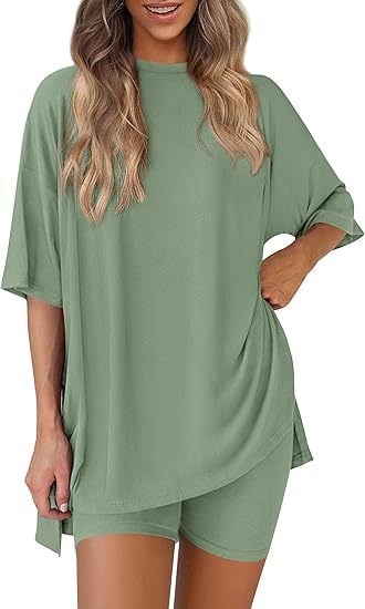 Rikke - Short Sleeve Two Piece Set