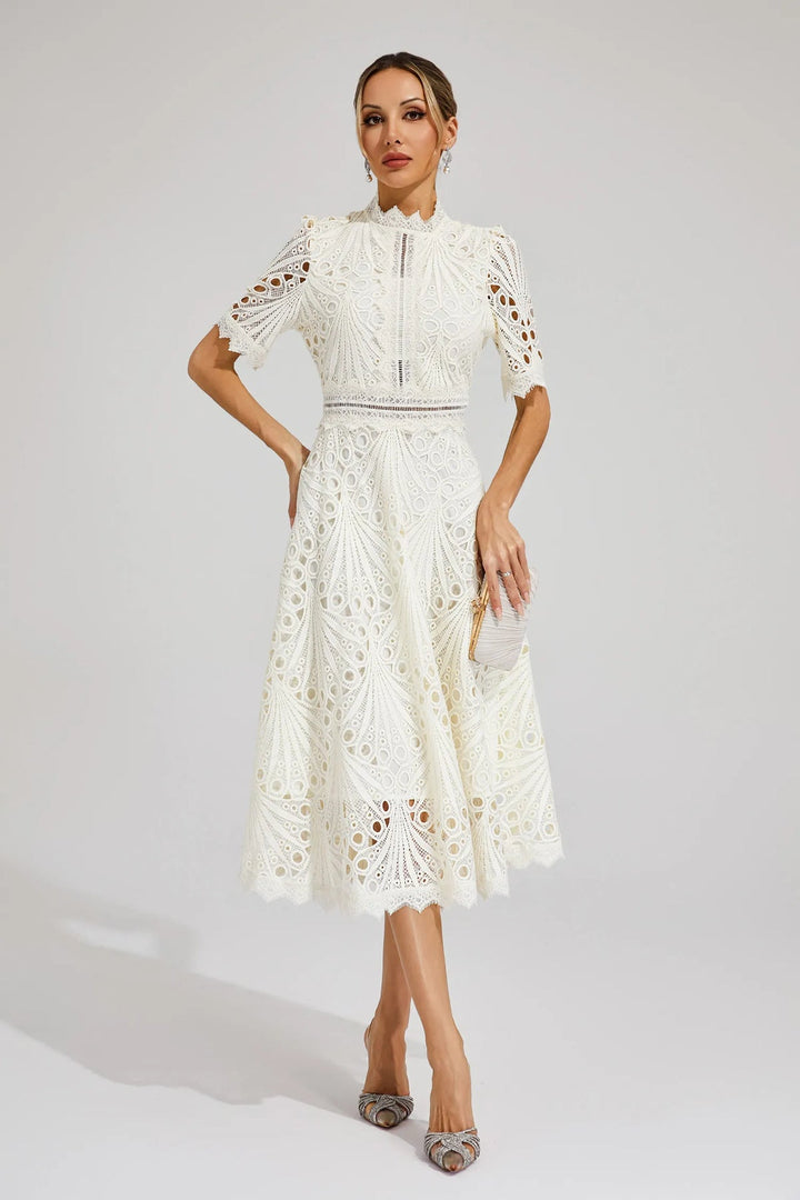 Vorelle - Casual Flower Embroidery Short Sleeve Dress