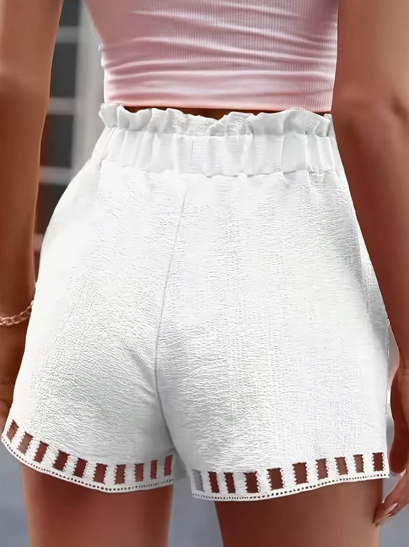 Mbakera - Casual Short With Functional Lace Pocket