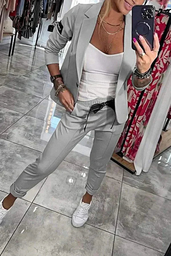 Jocelyne - Elegant Blazer And Trousers Set