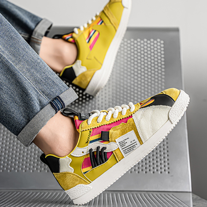 Pooran - Ultra Comfortable Retro Sneaker