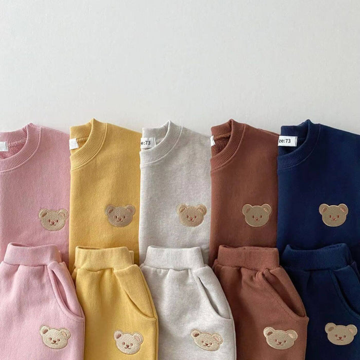 Naiara - Stylish Bear Print Clothes Set