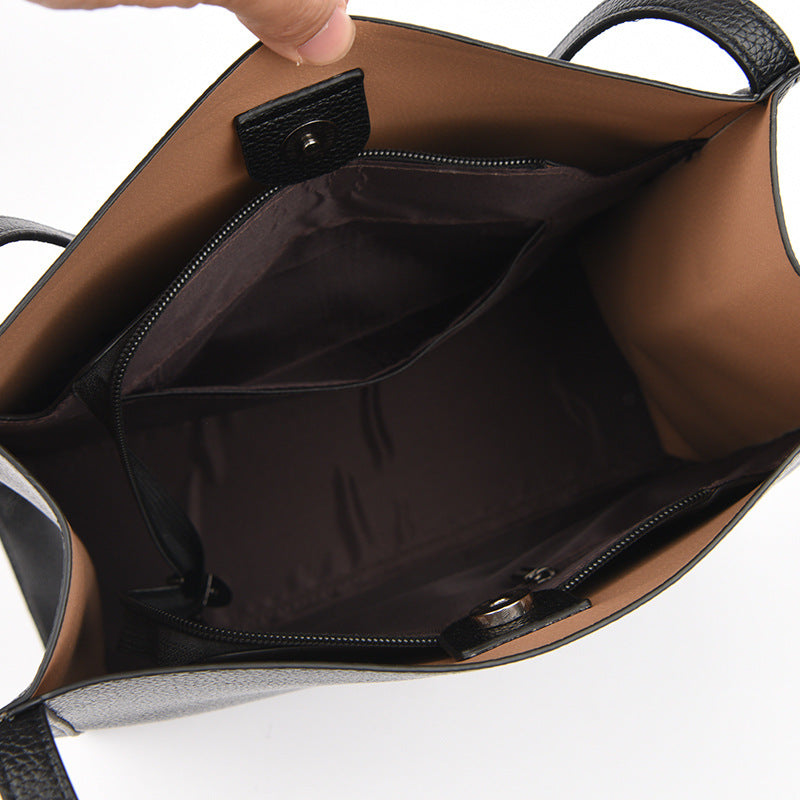 Lyndara - Elegant Shoulder Bag