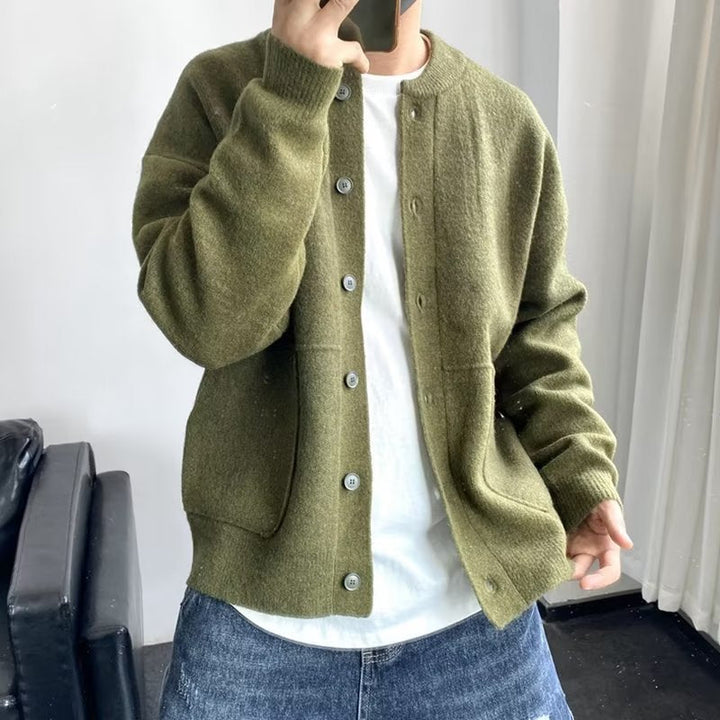 Ewald – Sophisticated Sweater With Button Closure