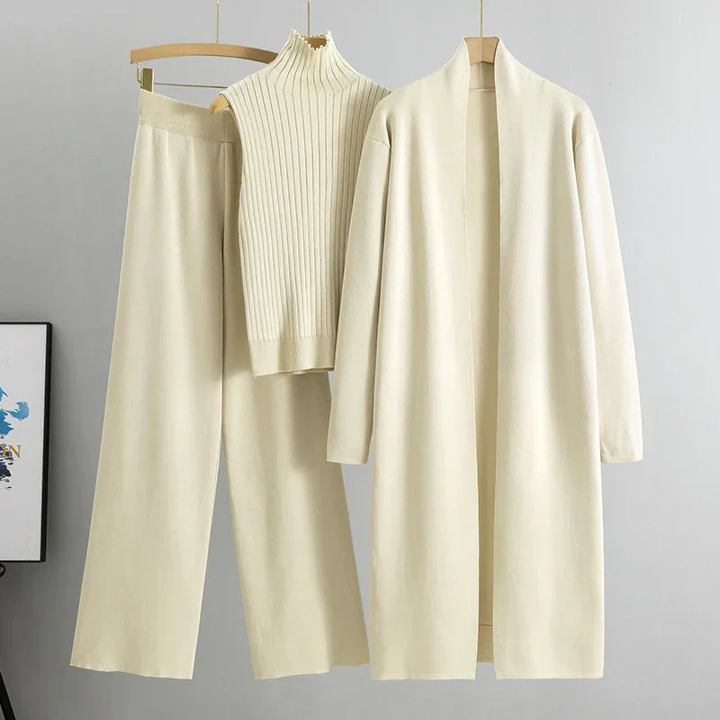 Janita - Comfortable Three Piece Set