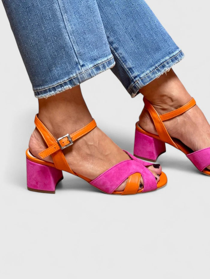 Lajana - Elegant Sandal With Strap