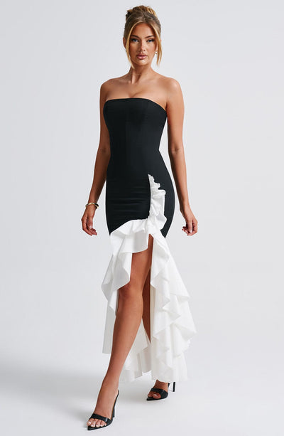Vasileia - Off Shoulder Maxi Dress