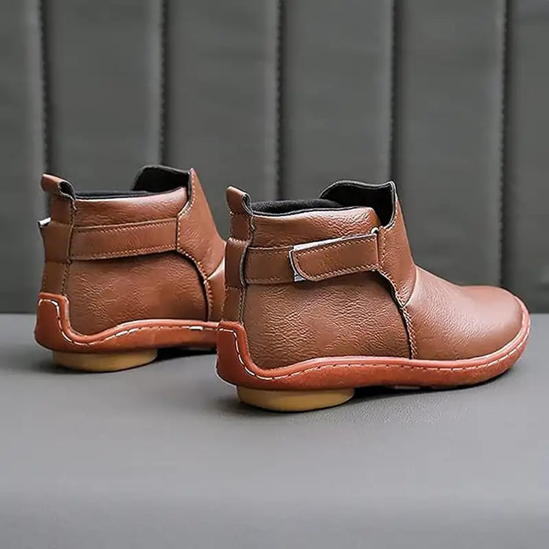 Naadine - Comfortable Waterproof Boots