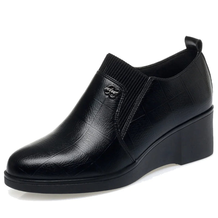 Emilelle - Fashionable Leather Wedge Shoes