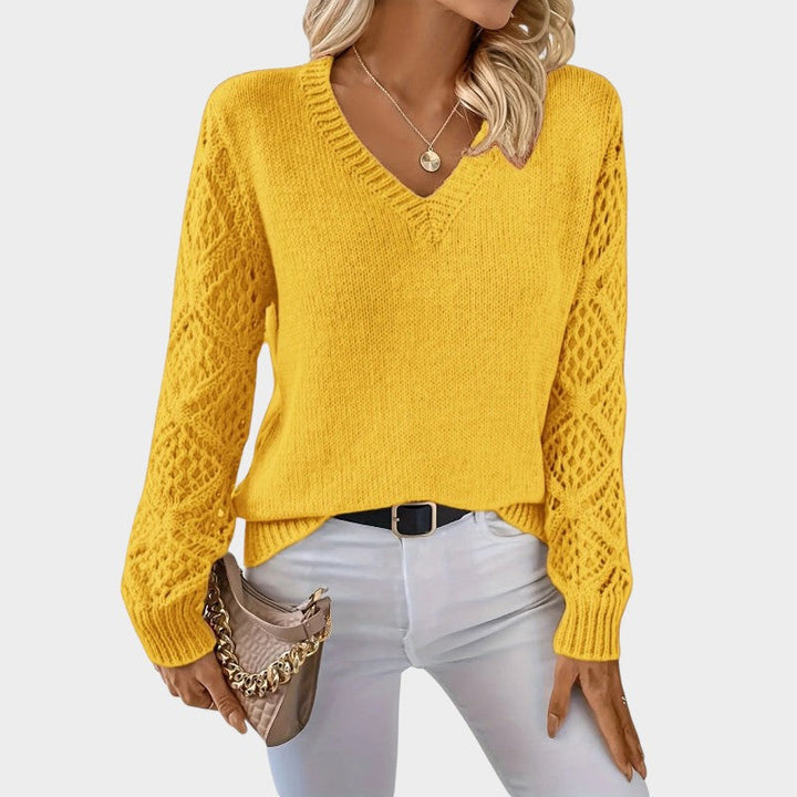 Anikka - Classic Knitted Top
