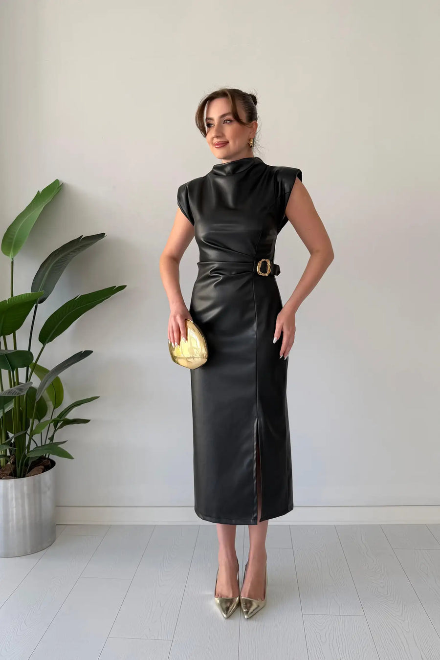 Claudine - Elegant Dress With Belt