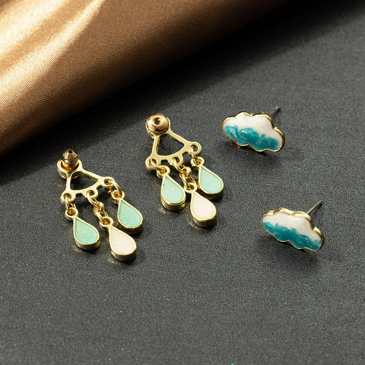 Gillie - Raindrop Pendant Earrings