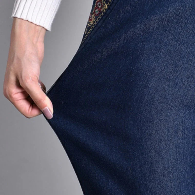 Sofiya - Casual Slim Fit Jeans With Side Pocket